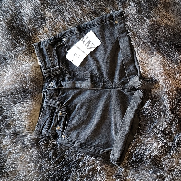 Zara Mom Fit Shorts - Picture 8 of 16